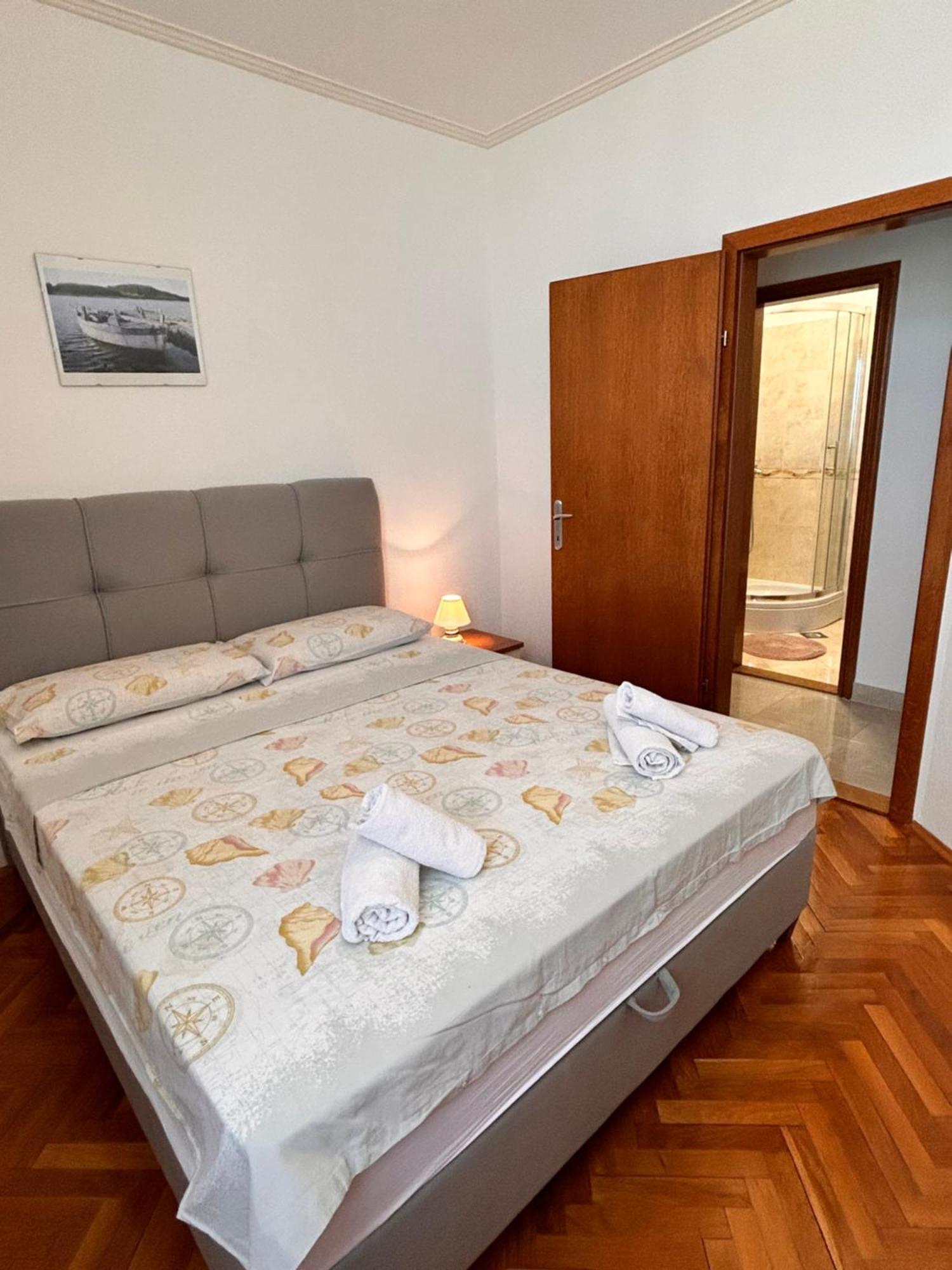 Apartments Plavi Biser Sibenik Exterior photo